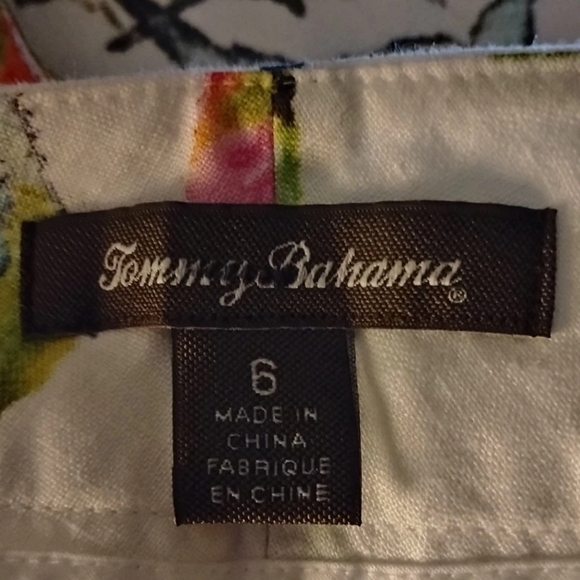 Tommy Bahama Tropical Parrot Floral Linen Shorts Women's Size 6 - Picture 3 of 4